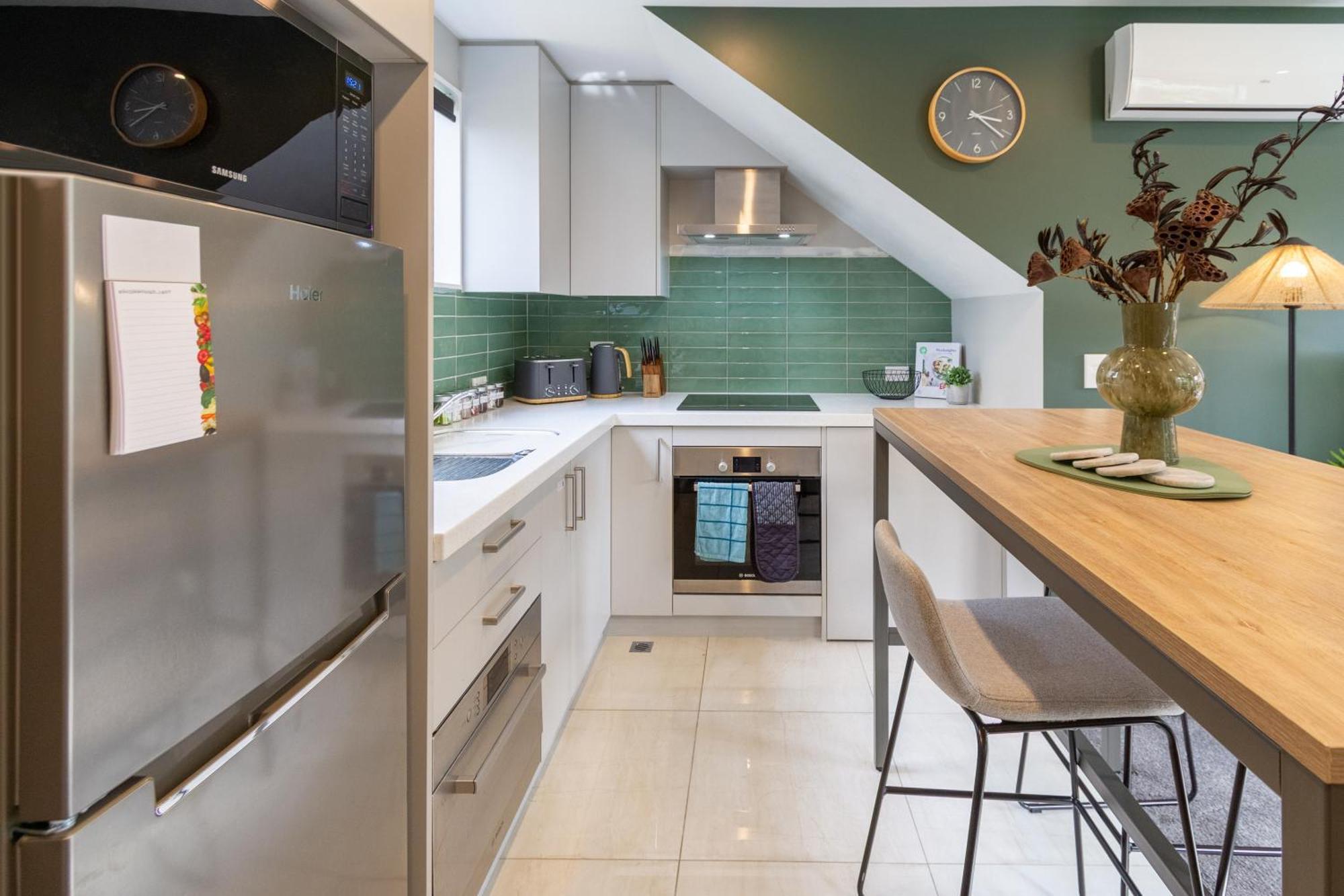 Latimer Square Luxe: 1Br W/ Sofa Bed Christchurch Zewnętrze zdjęcie